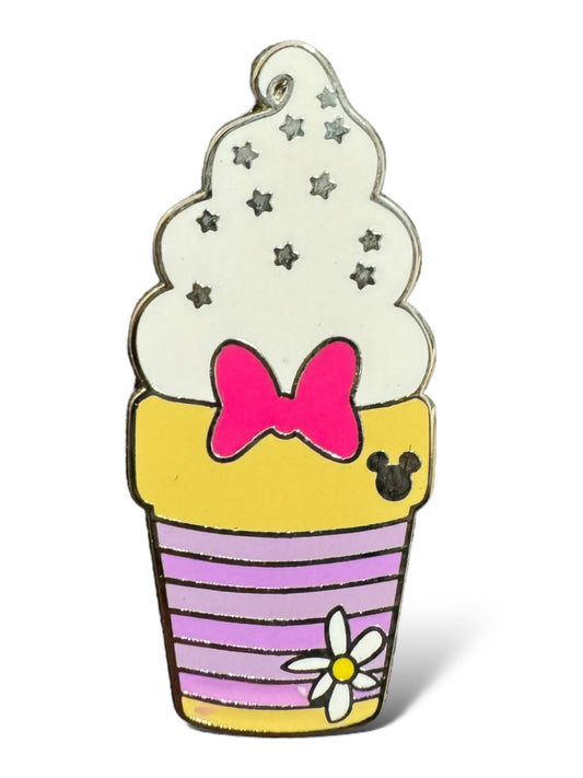 Cast Lanyard Ice Cream Cones Daisy Hidden Mickey Pin