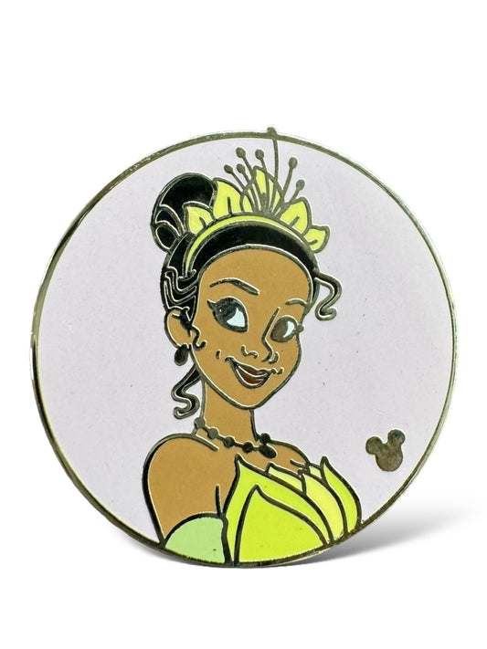 Cast Lanyard Princess Rounds Tiana Hidden Mickey Pin