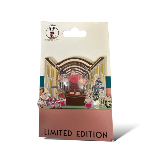 DEC Snow Globe Wreck It Ralph Pin