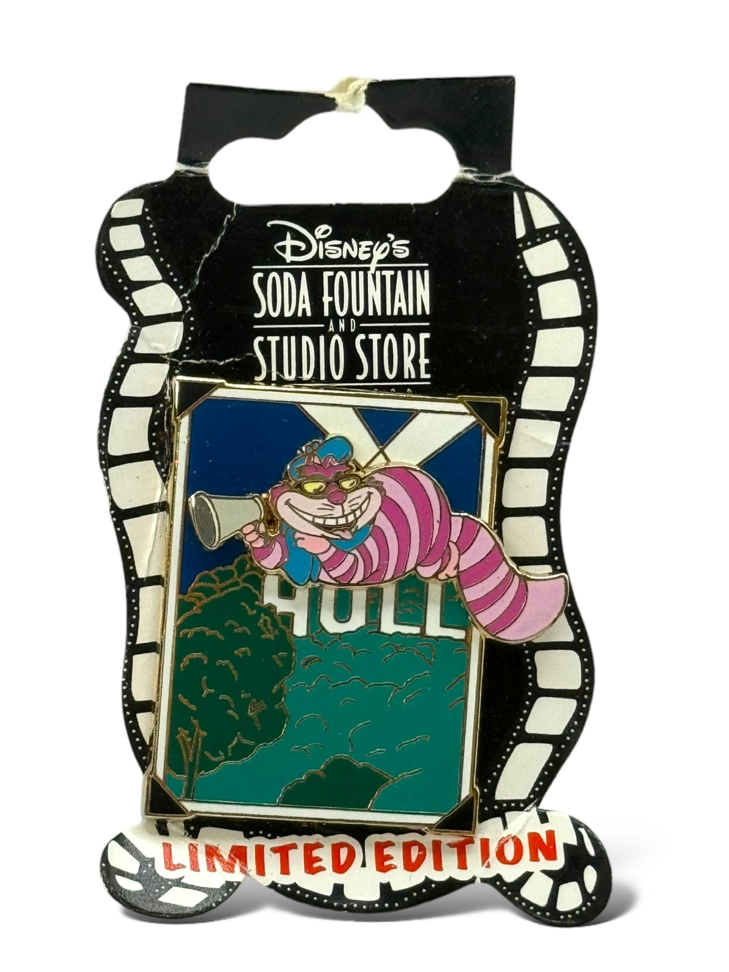DSSH Cheshire Cat Hollywood Director Pin