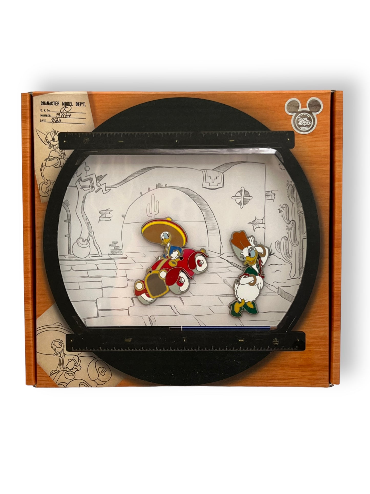 D23 Anniversary Animator Donald and Daisy Box Set