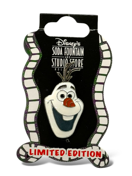 DSSH Frozen Sculpted Characters Olaf Pin