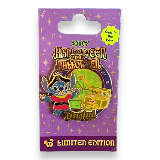 DLR Halloween 2007 Stitch Pirate Pin