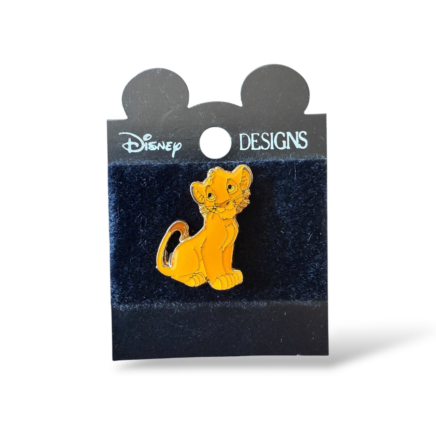 Disney Store Watch Collectors Club Simba Mint in Movie Reels Pin