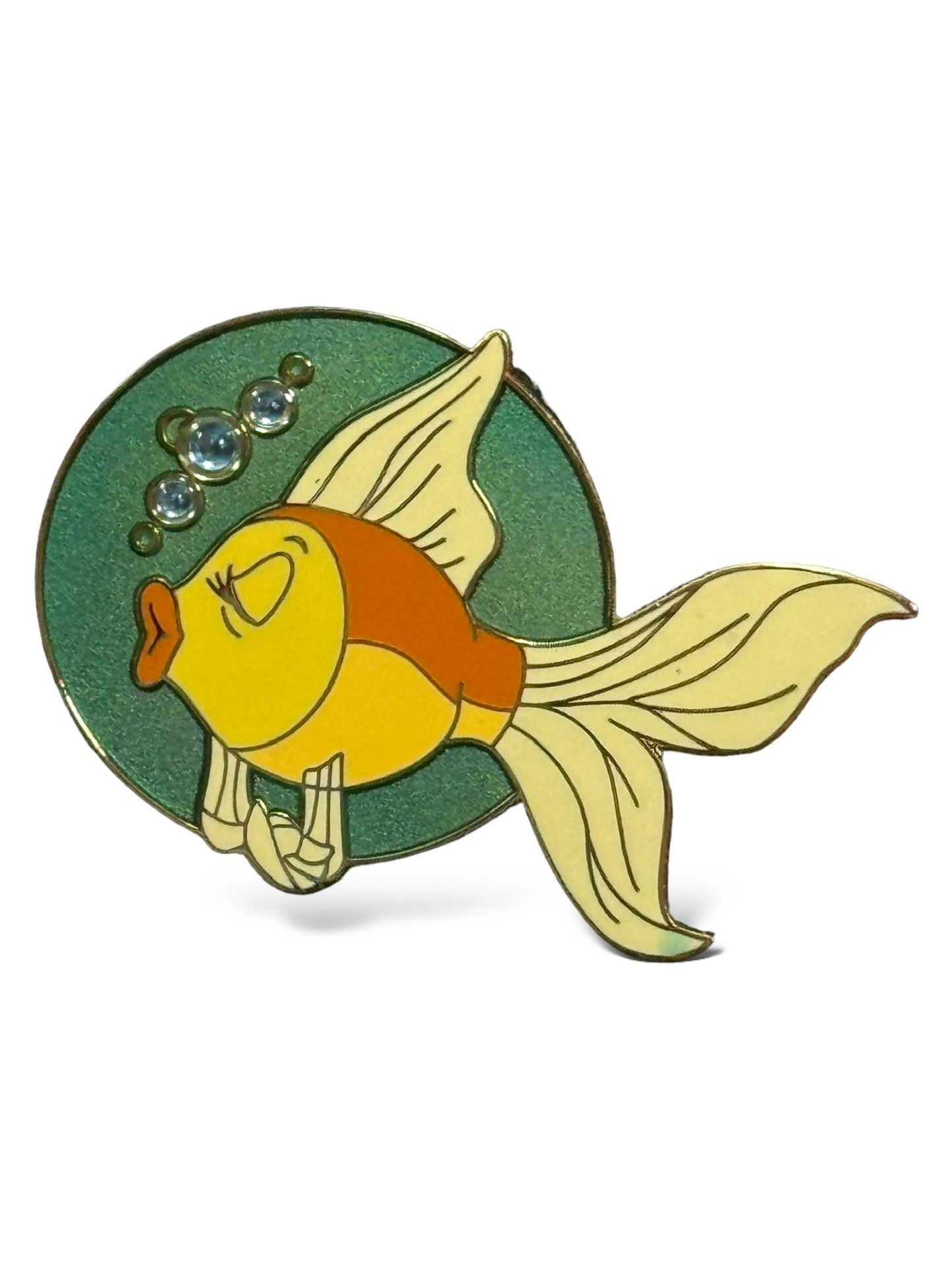 DCL Pin Trading Under The Sea Pucker-up Cleo Pin