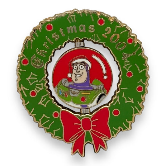 JDS Christmas 2004 Wreath Buzz Lightyear Spinner Pin