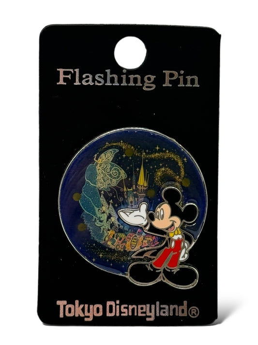 TDR DreamLights Mickey Light-Up Pin