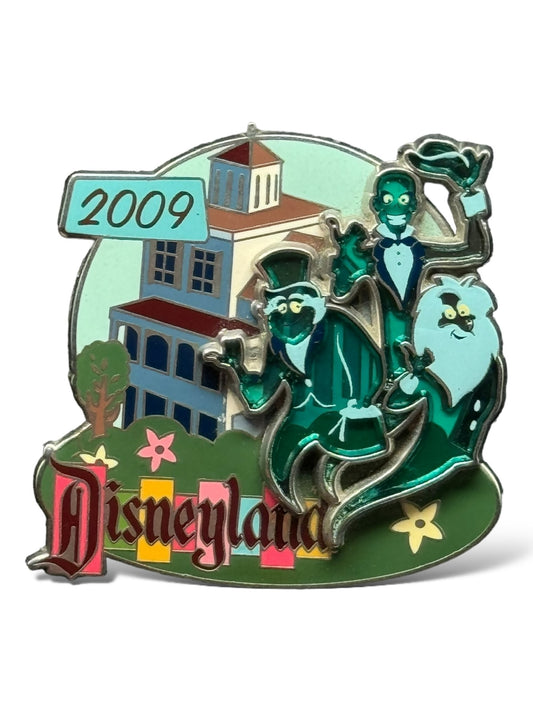 DLR Retro Collection 2009 Haunted Mansion Pin