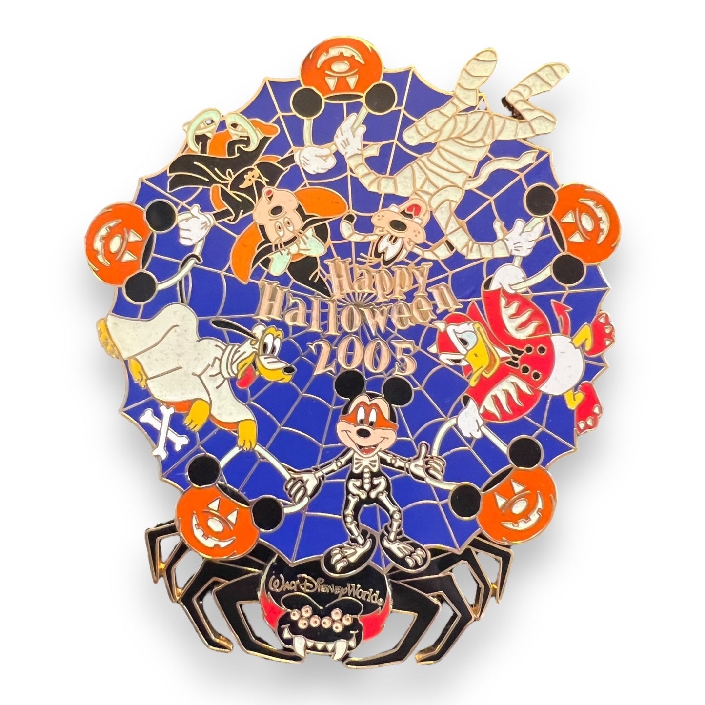 WDW Halloween 2005 Mickey Mouse and Gang Jumbo Spinner Pin