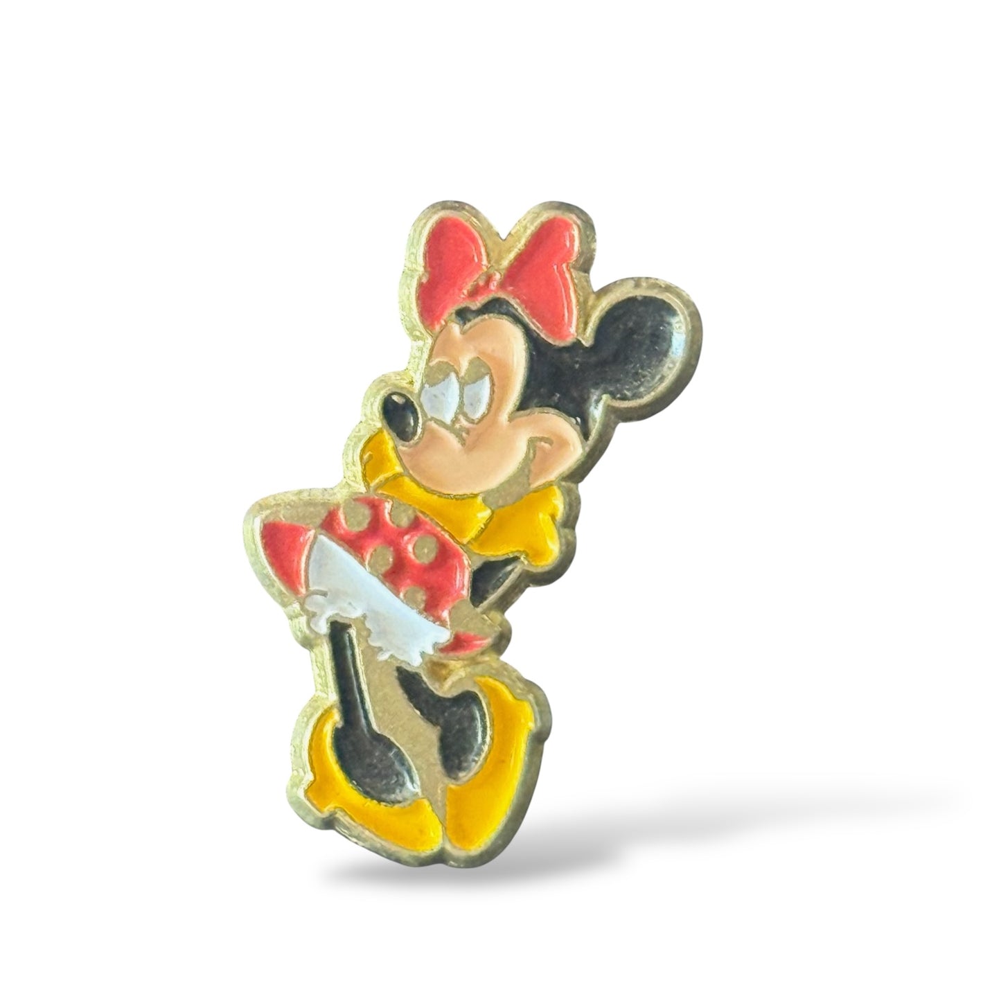 DLRP Minnie Hands Behind Back Pin