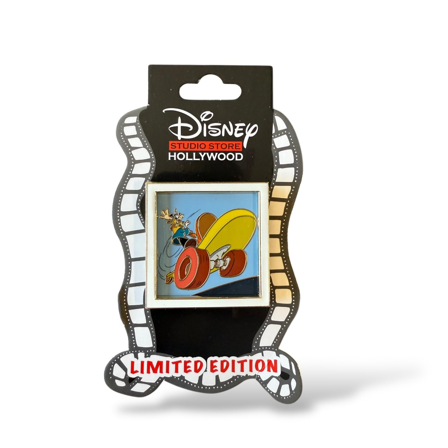 DSSH A Goofy Movie Goofy Skateboarding Pin