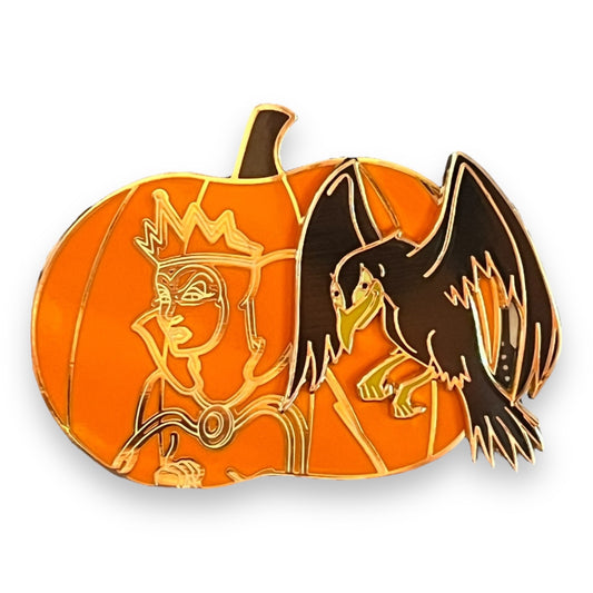 DSSH Villain Pumpkins Evil Queen Pin