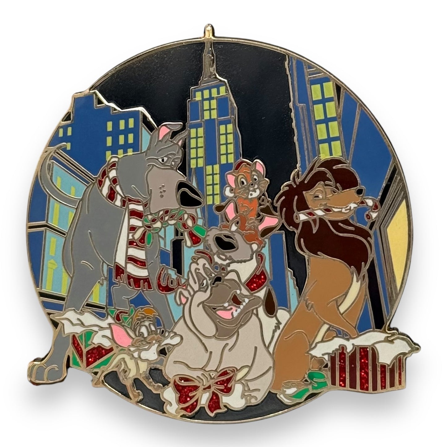 WDI Holidays 2016 Oliver & Co. Pin