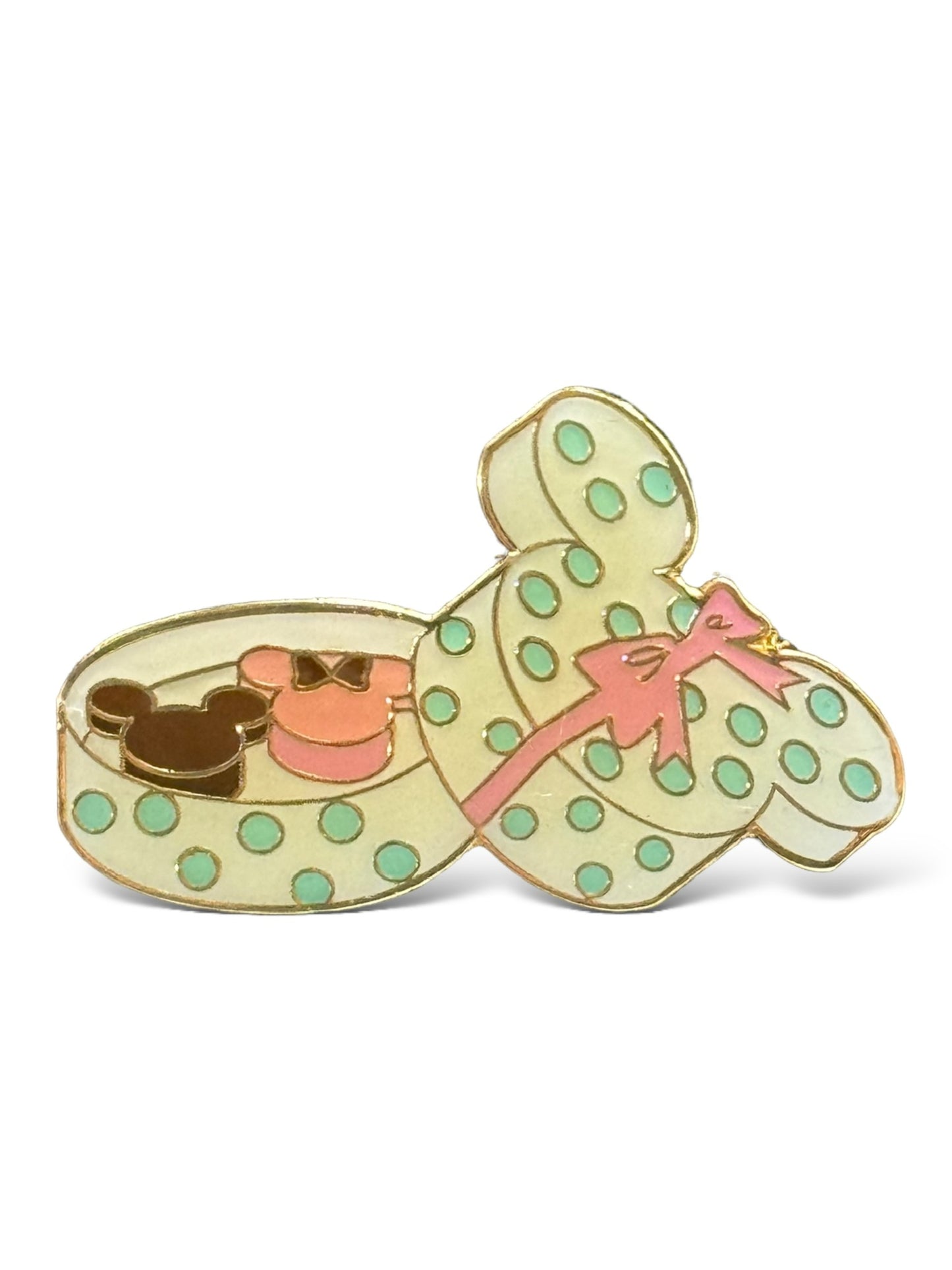 JDS Mickey and Minnie Pastry Dessert Box Pin