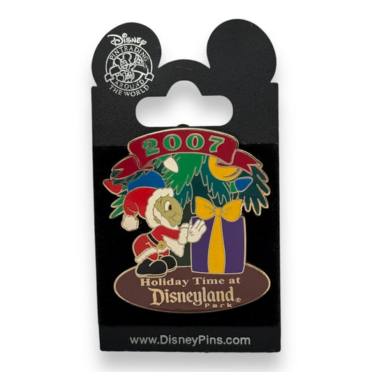 DLR Holiday Time 2007 Disneyland Tour Jiminy Pin