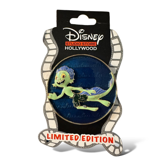 DSSH Cursive Cuties Luca Pin