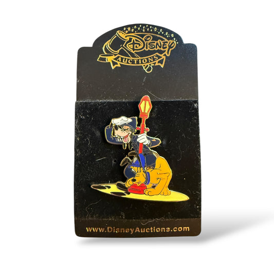 Disney Auctions Goofy & Pluto as Bobbies Pin