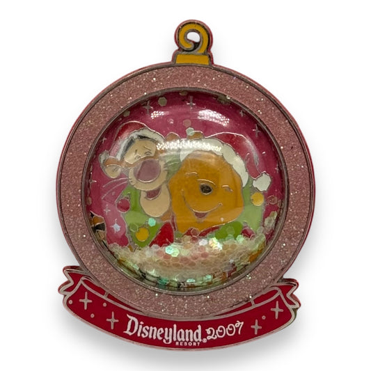 DLR Holiday Snow Globe Pooh and Tigger Pin