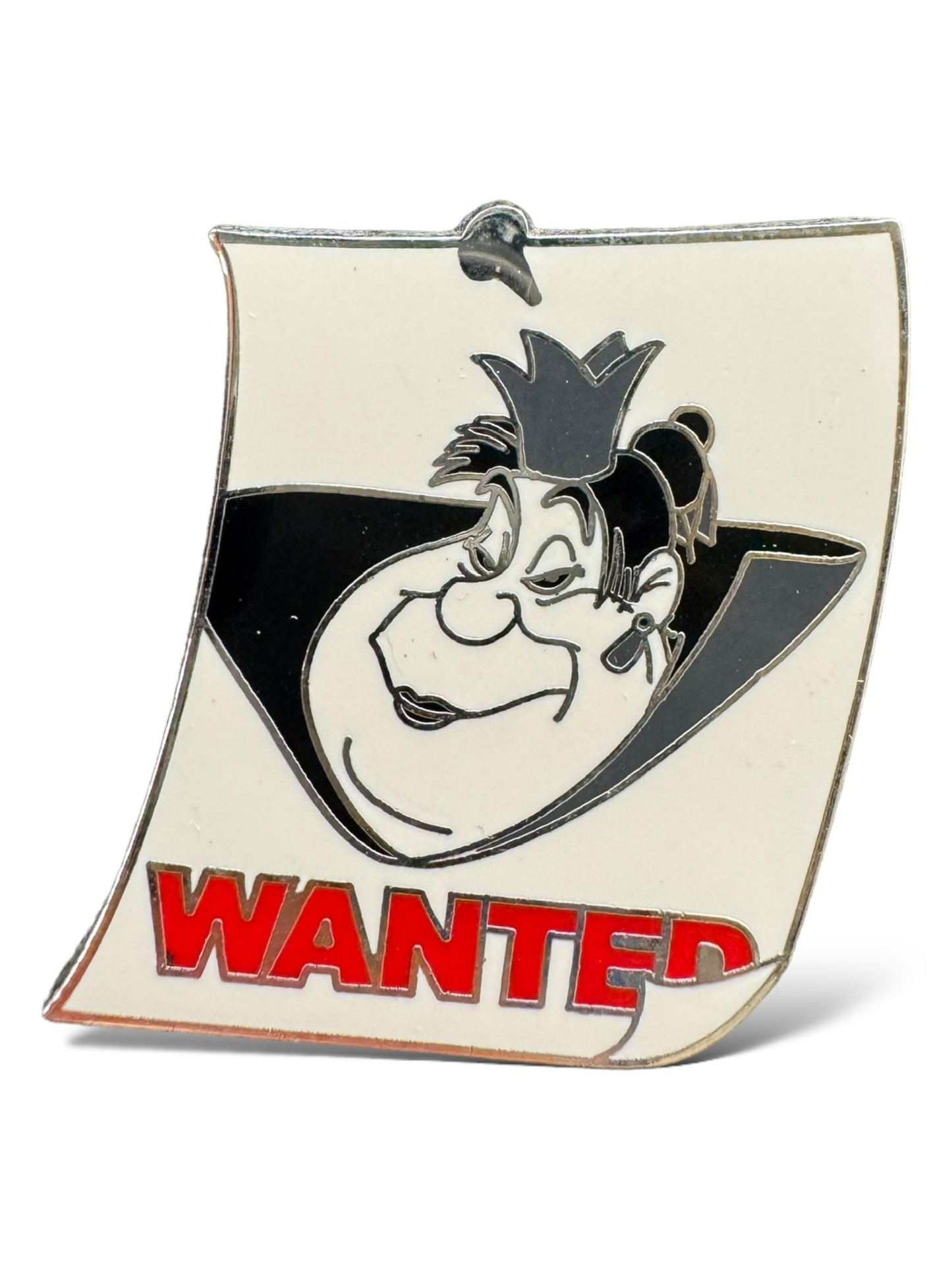 Cast Lanyard Villains Wanted Poster Queen of Hearts Hidden Mickey Pin