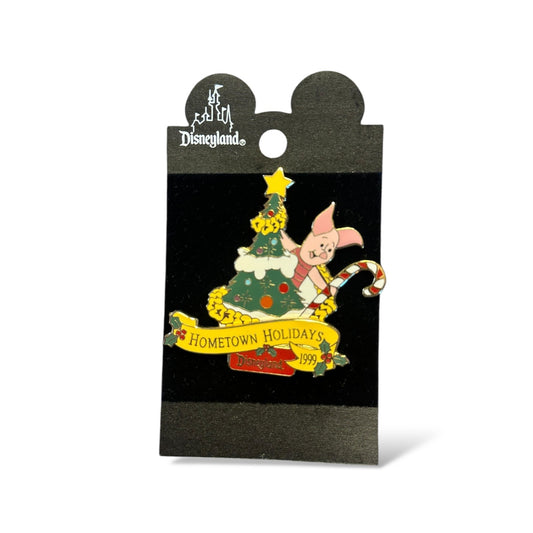 DLR Hometown Holidays 1999 Piglet Christmas Tree Pin