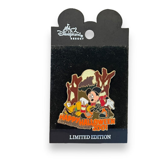 DCA Mickey And Pluto Halloween 2001 Pin