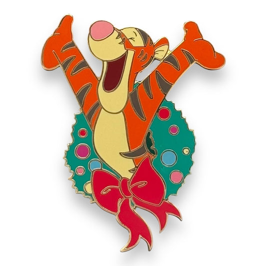 Disney Auctions Tigger Christmas Wreath Pin