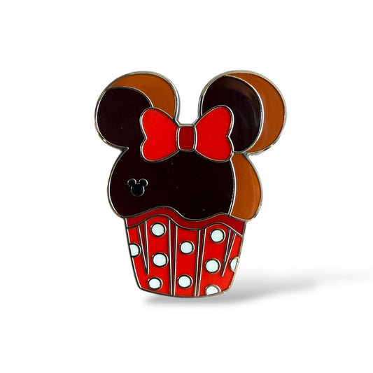 Cast Lanyard Cupcake Treats Minnie Hidden Mickey Pin