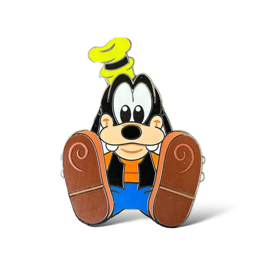 DLRP Big Feet Characters Goofy Pin