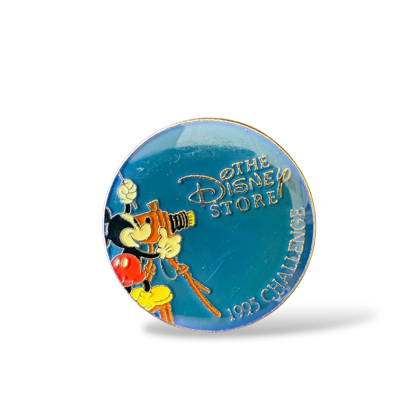 DEC The Disney Store 1995 Challenge Mickey Mouse Camera Pin