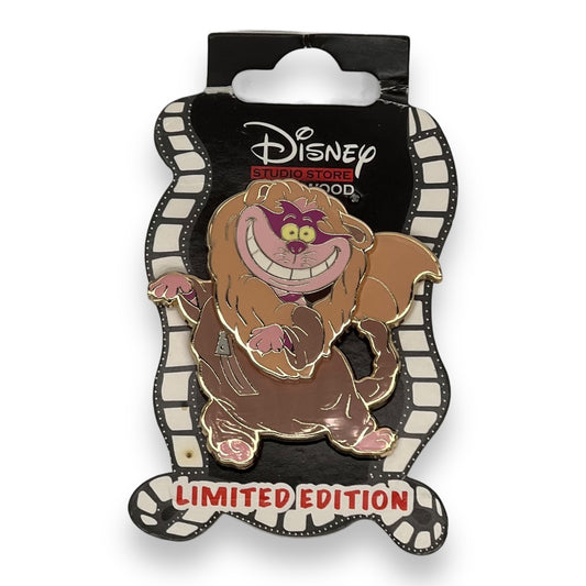 DSSH Cheshire Cat as a Lion Pin