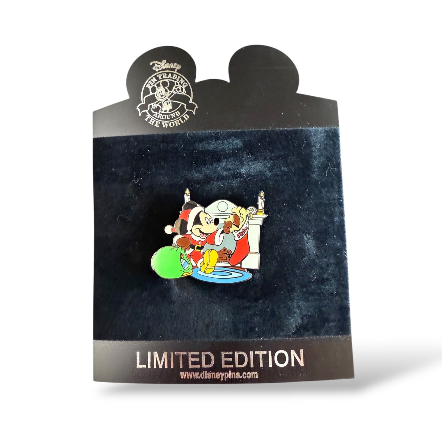 Disney Shopping Happy Holidays Mickey Mouse Pin