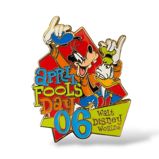 DEC Goofy and Donald April Fools' Day 2006 Pin