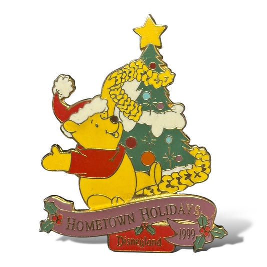 DLR Hometown Holidays 1999 Winnie the Pooh Christmas Tree Pin