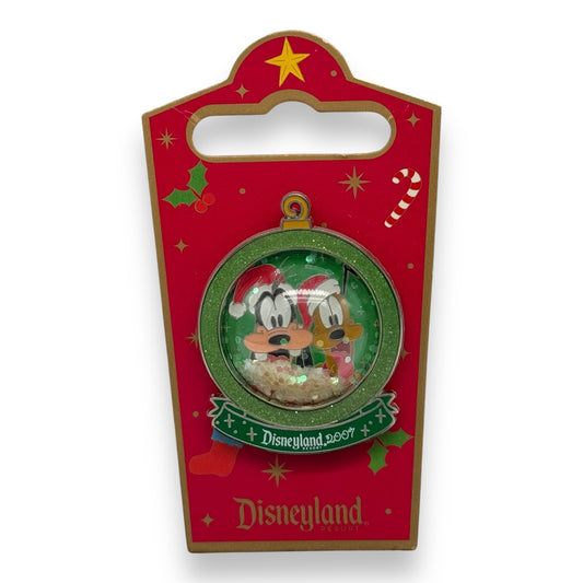 DLR Holiday Snow Globe Goofy and Pluto Pin