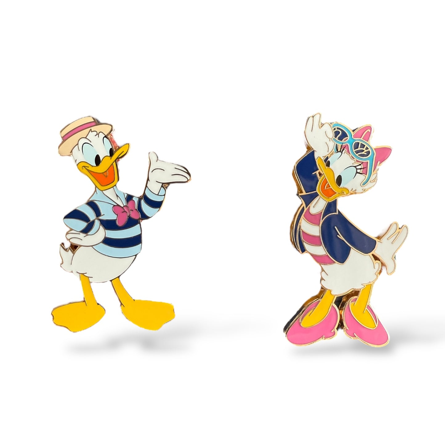 DLRP Disney Characters in Paris Donald and Daisy Pin Set