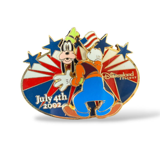 DLR Goofy July 4th 2002 Pin