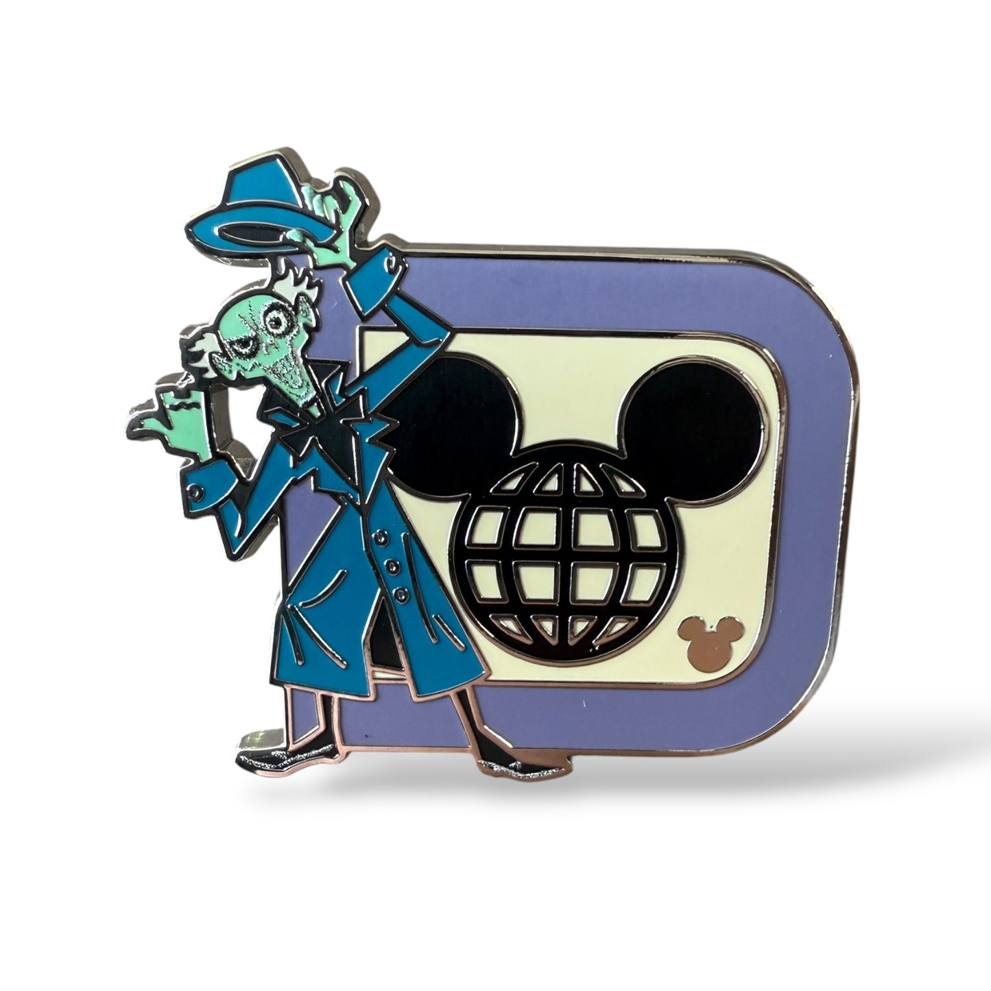 Cast Lanyard Disney "D" Ezra Hidden Mickey Pin