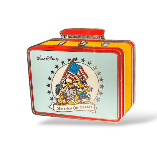 DLR Lunch Box America On Parade Fab 3 Patriotic Mickey, Goofy, Donald Pin