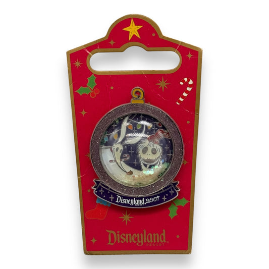 DLR Holiday Snow Globe Jack and Zero Pin