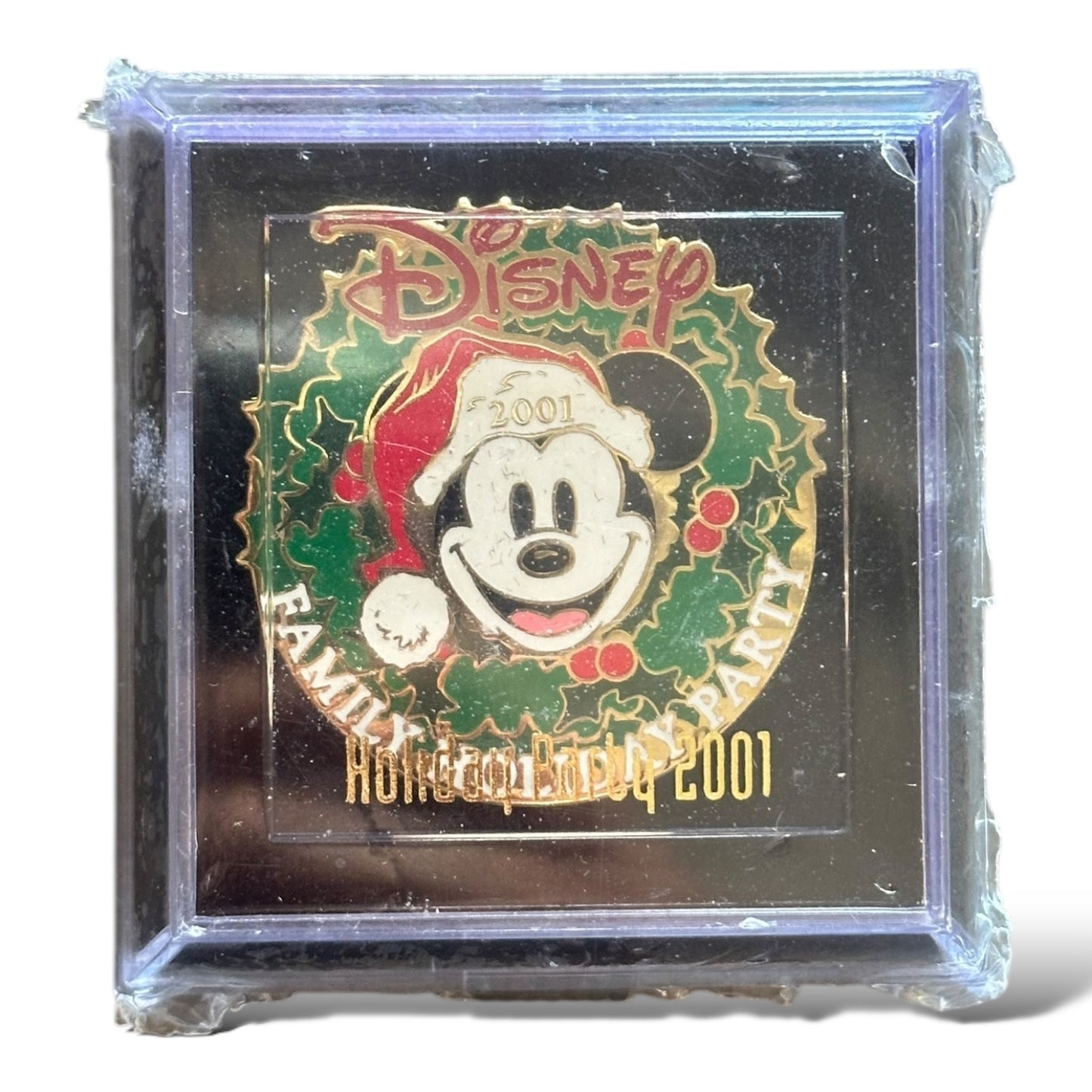 DEC Disney Family Christmas Holiday Party 2001 Micky Mouse Pin