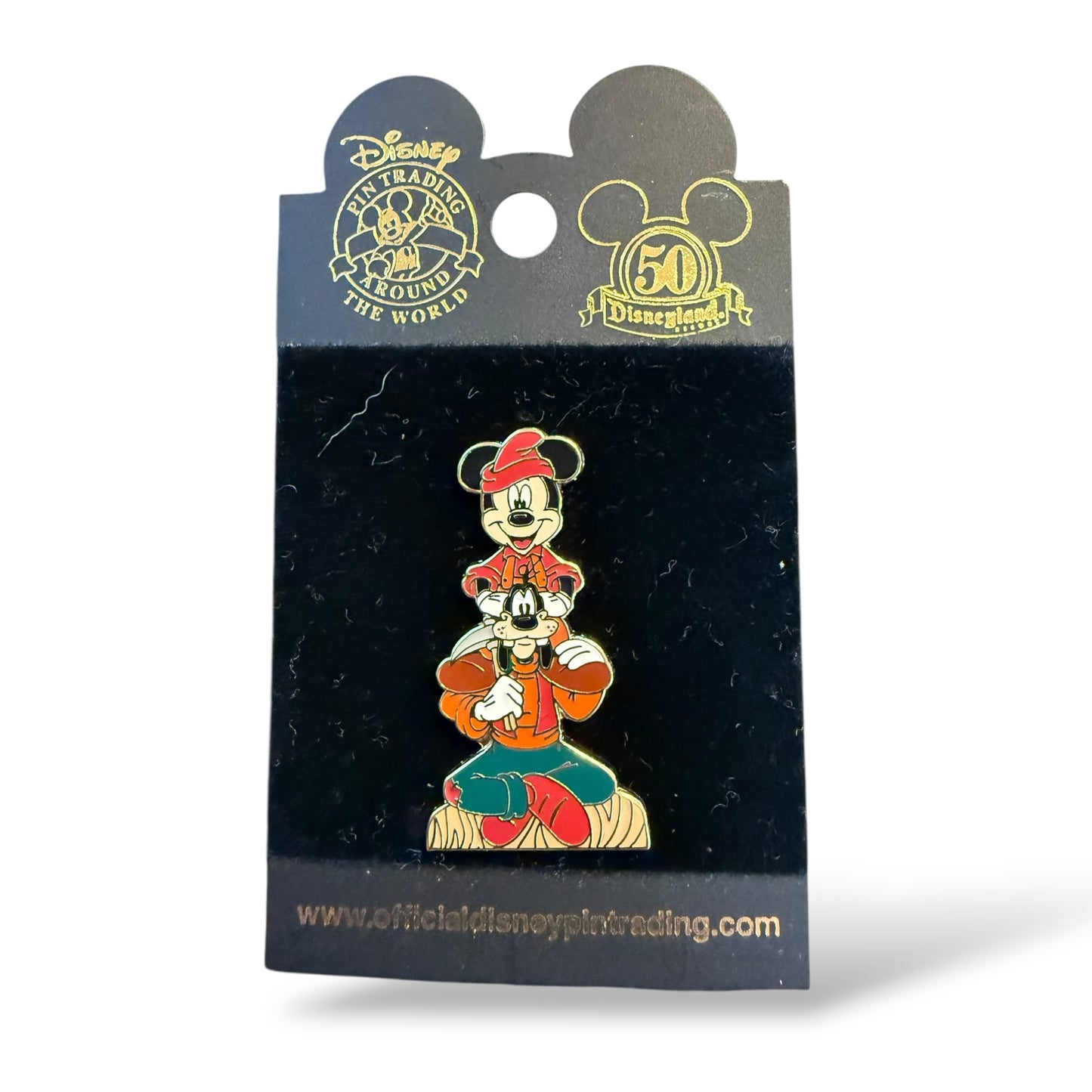 WDW Mickey and Goofy Wilderness Lodge Totem Pole Pin