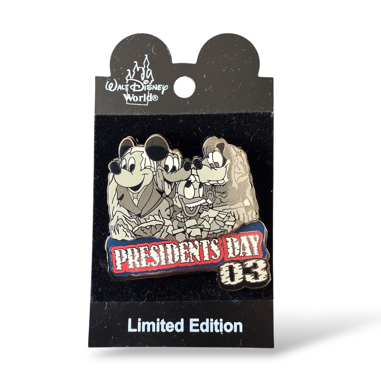 WDW Presidents' Day 2003 Mickey and Friends Mount Rushmore Pin