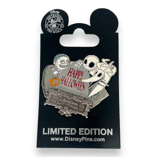 DEC Happy Halloween Nightmare Before Christmas 2010 Cast Pin