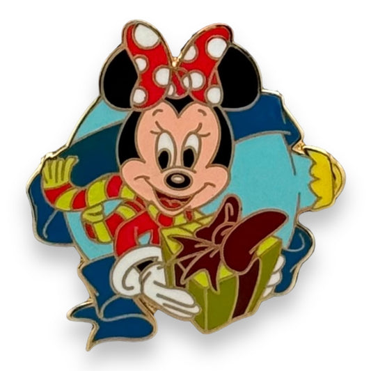 DLR Christmas Mini Series Minnie Holding A Present Pin