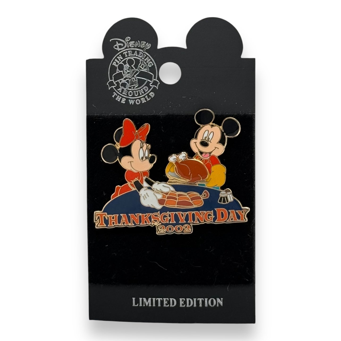 WDW Mickey & Minnie Thanksgiving Day 2002 Pin