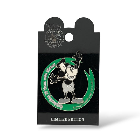DLR Annual Passholder Mickey 75th Anniversary Steamboat Willie Pin