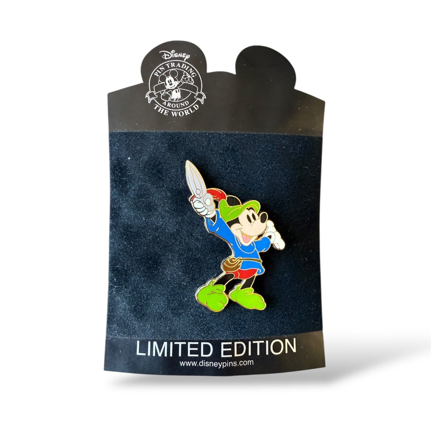 Disney Shopping Mickey The Star Brave Little Tailor Pin