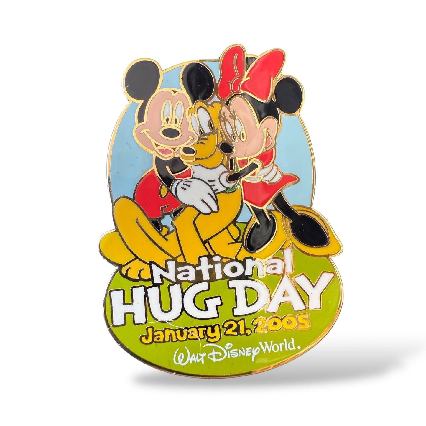 WDW National Hug Day 2005 Mickey, Minnie, and Pluto Pin