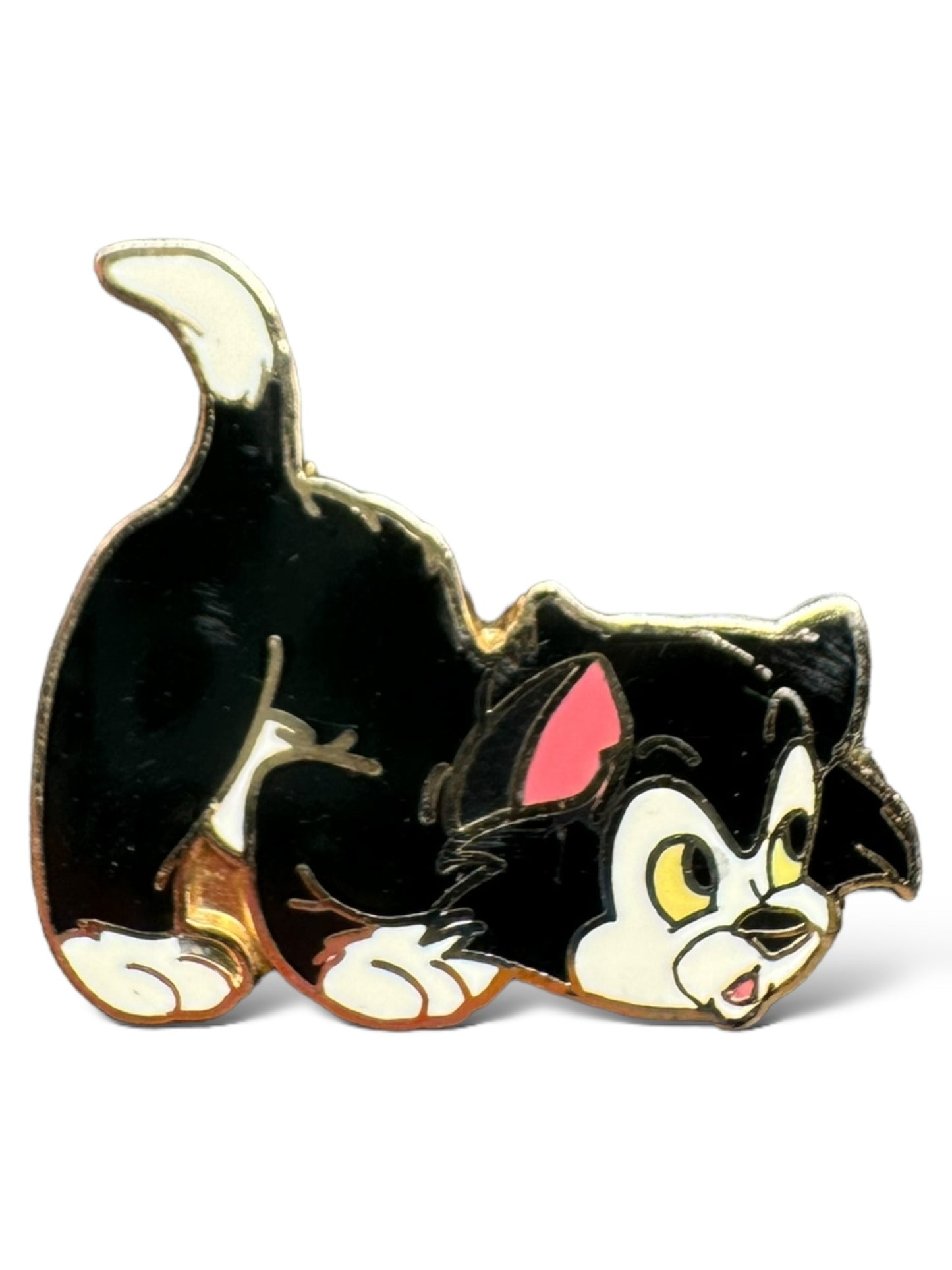 DLR Pinocchio Gift With Purchase Figaro Pin