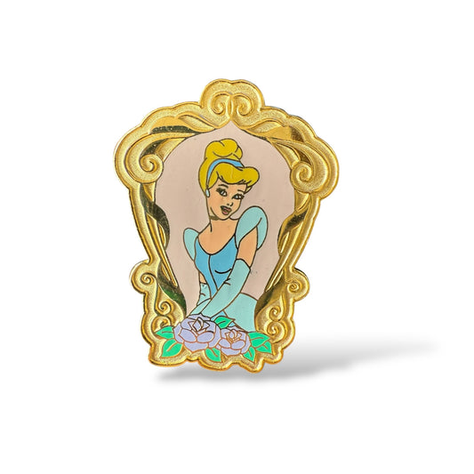 JDS Walt Disney 100th Year Princesses Cinderella Pin